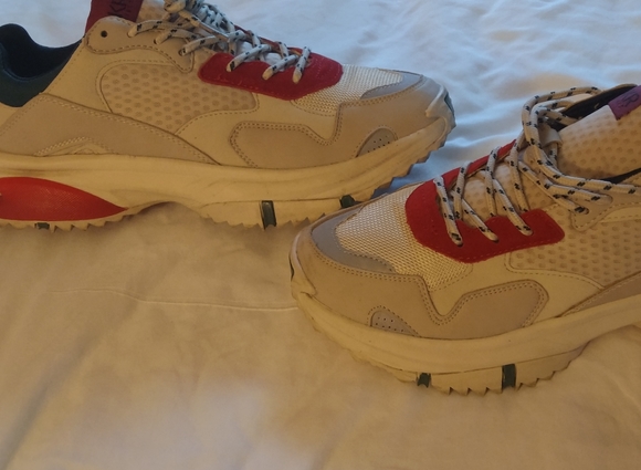 Shoes - Picture 2 of 4